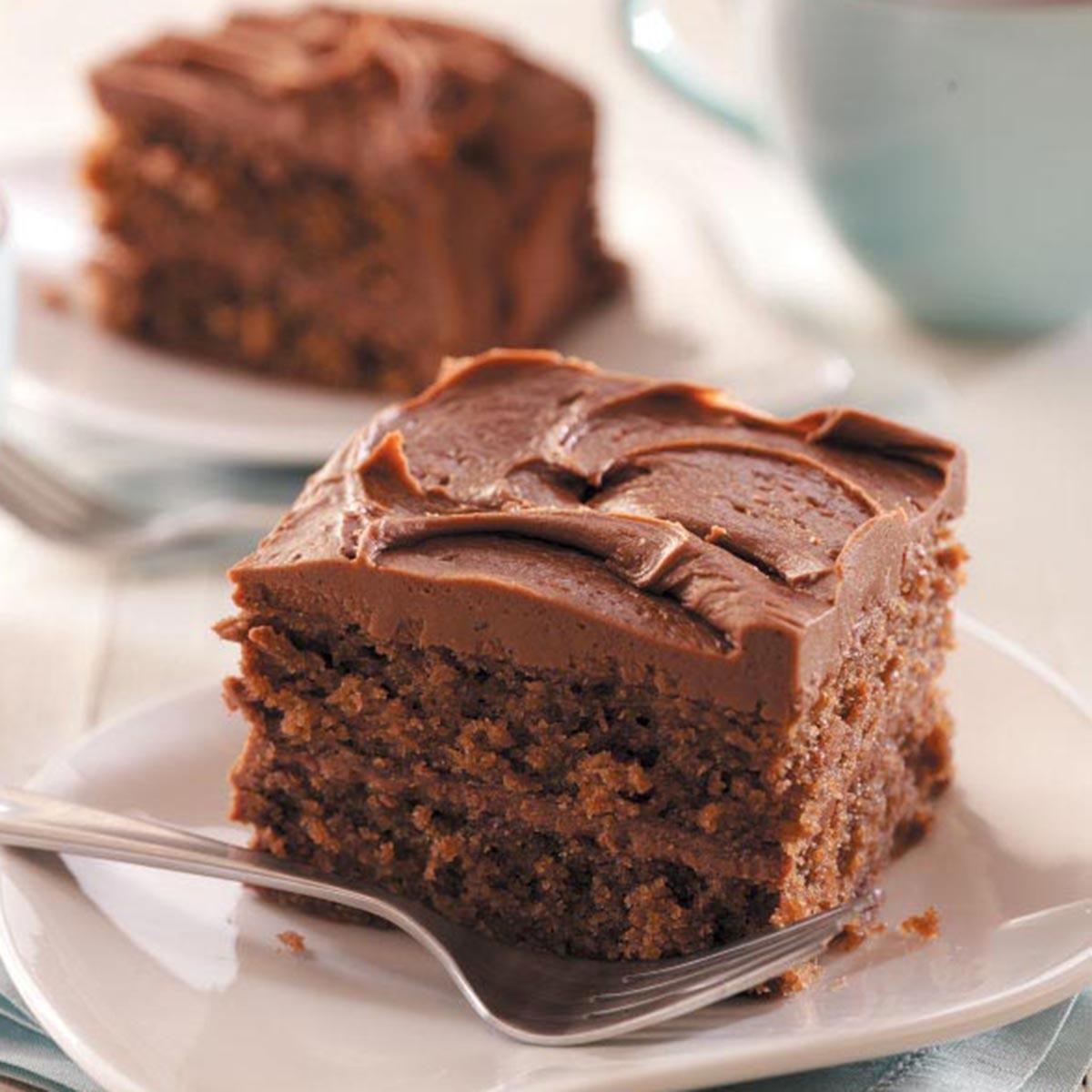 Easy Chocolate Frosting Recipe for Your Cake