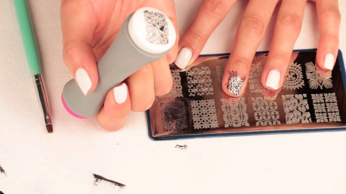 Mastering Nail Art Stamping Techniques for Perfectly Stamped Nails