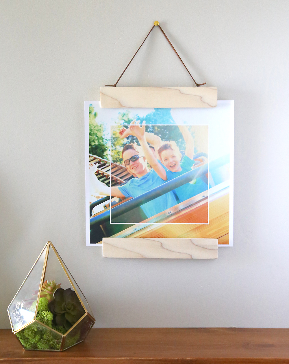 How to Create a Beautiful Photo Frame at Home with Dailymotion’s Easy Craft Guide