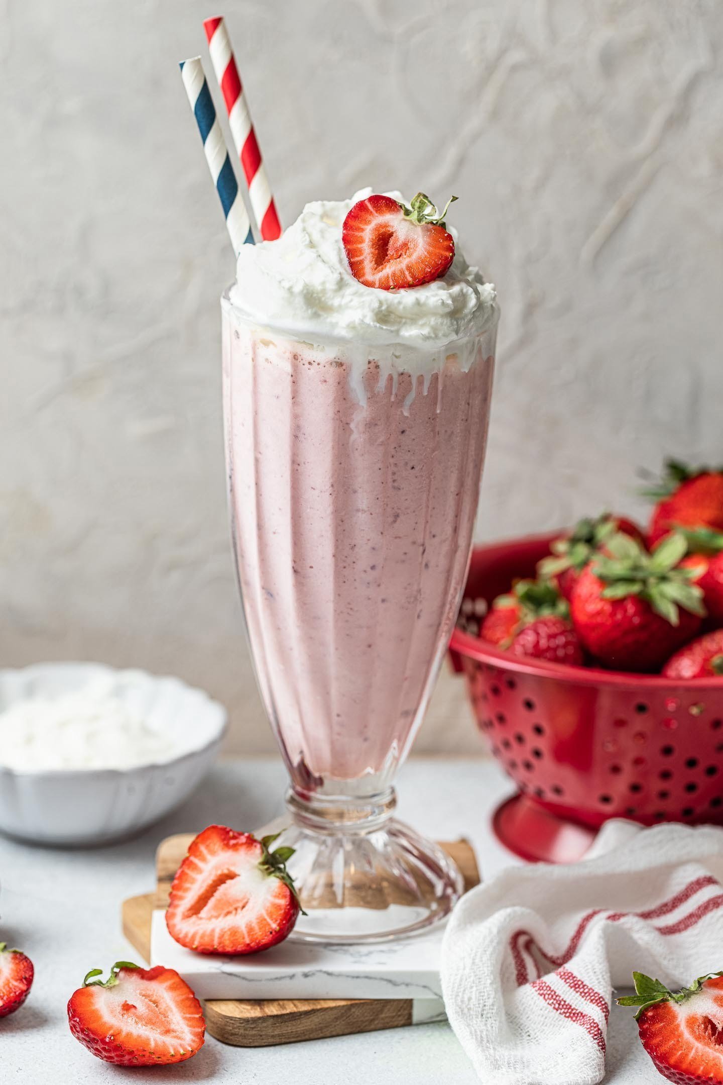 How to Make a Refreshing Strawberry Shake