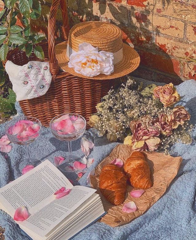 Cottage core aesthetic Nature aesthetic Flower aesthetic