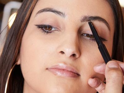 Perfecting Your Eyebrows at Home with a Pencil