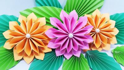 How to Make Paper Flowers at Home