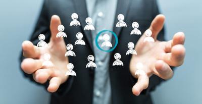 How to Effectively Network with Recruiters on LinkedIn