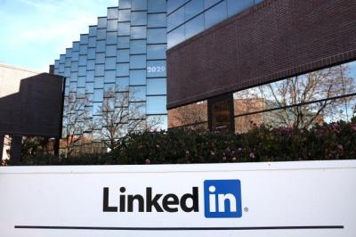 How to Find Birthdays on LinkedIn Easy Ways to Celebrate Connections