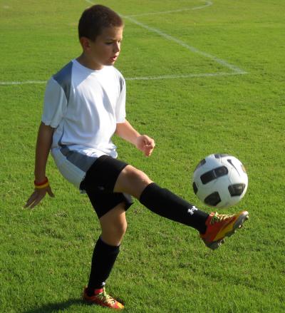Mastering Football Juggling for Beginners