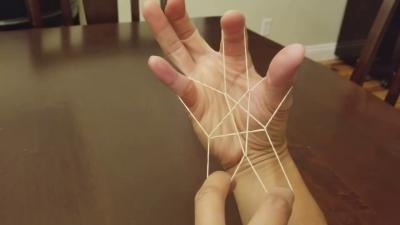 How to Create a Star Using Rubber Bands