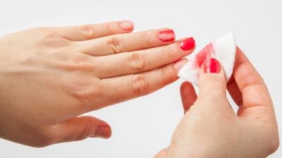 Effective Ways to Remove Nail Polish Naturally Without Chemicals