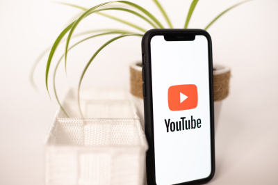 Understanding the Financial Value of 100K Views on YouTube for Creators