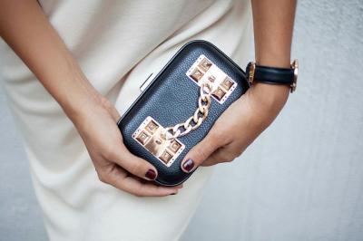 How to Create Stylish Clutches with This Fun DIY Tutorial