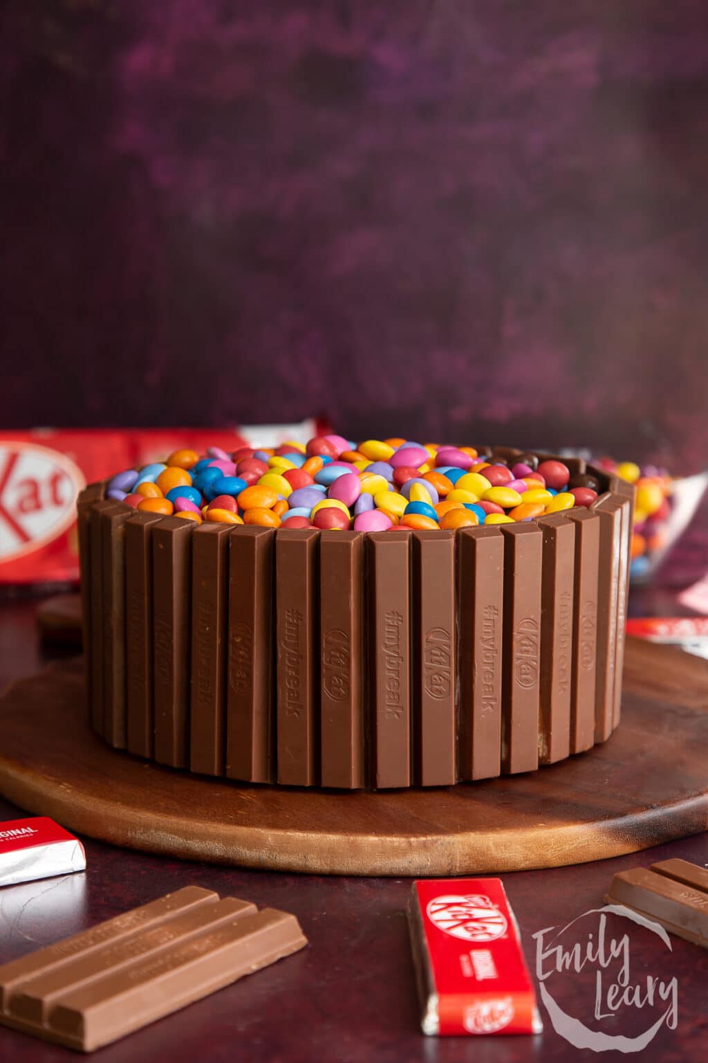 KitKat Cake