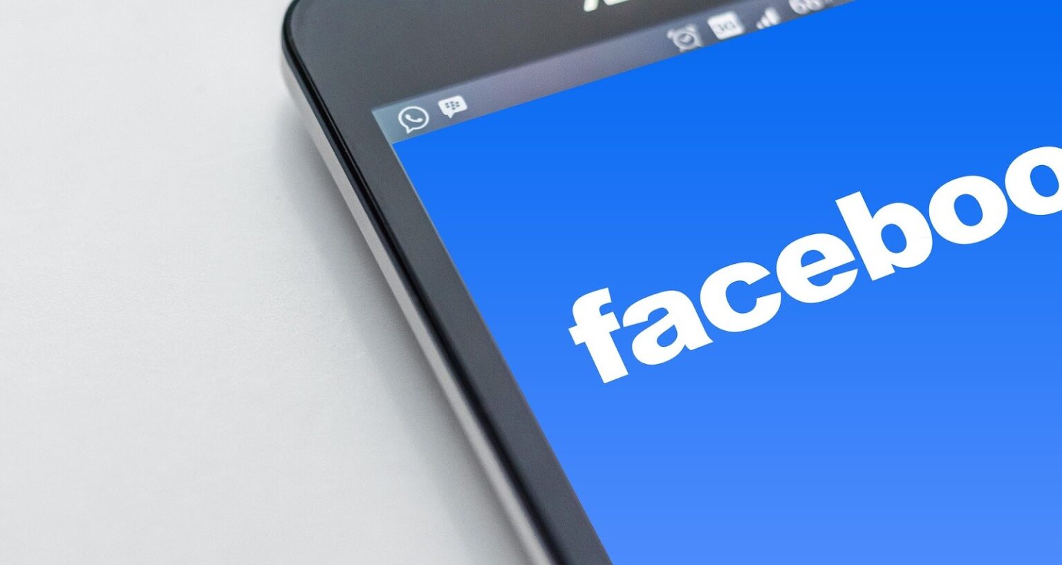 How to Create Automatic Likes for Your Facebook Photos