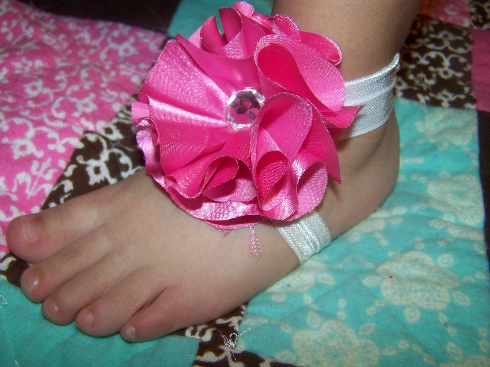 How to Make Barefoot Sandals for Babies with This Easy DIY Tutorial