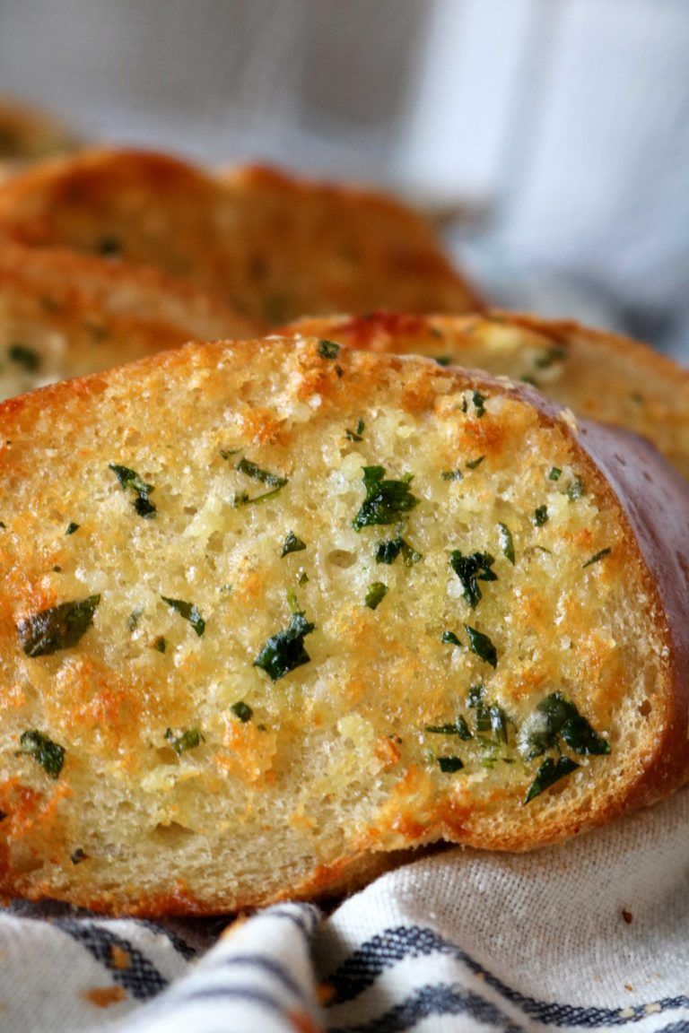 Simple and Delicious Garlic Bread Recipe