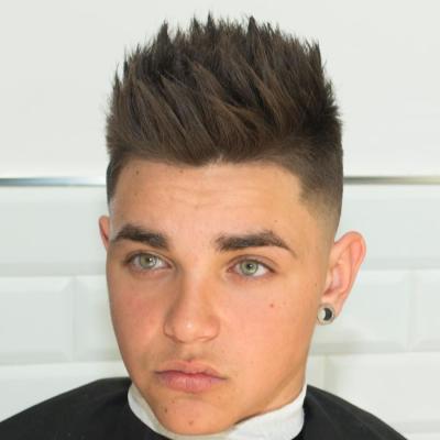 How to Create Spikes with Gel for a Dynamic Hairstyle
