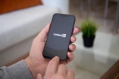 How to Remove a Connection from LinkedIn Without Awkwardness