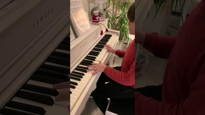Master Titanic Piano Tunes with Dailymotion Video Guides
