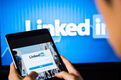 Maximize Your Reach by Sharing Press Releases on LinkedIn