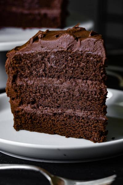 How to Make Delicious Chocolate Cream for Cake