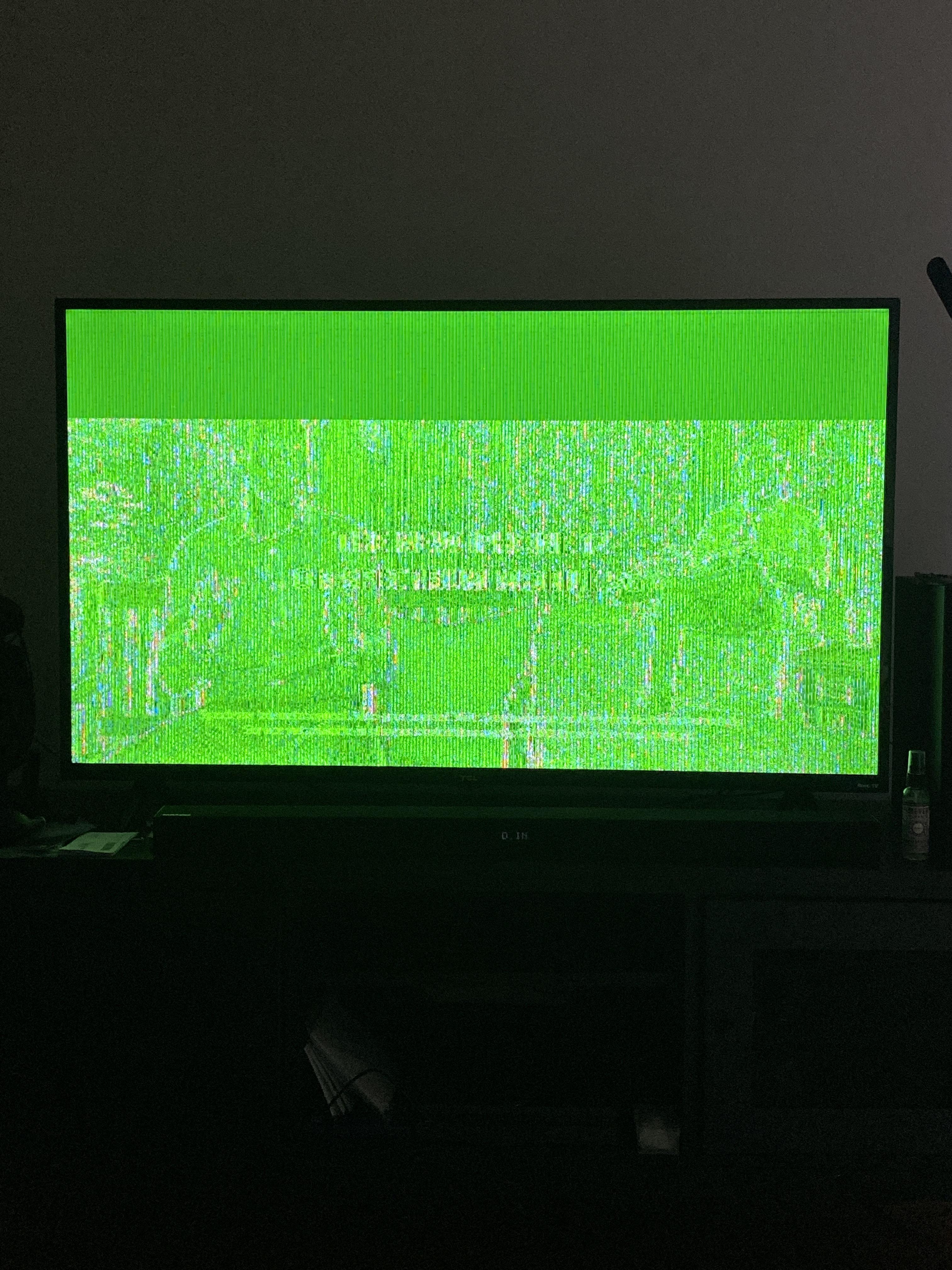 TCL  Roku TV stuck on green screen while streaming content Any 