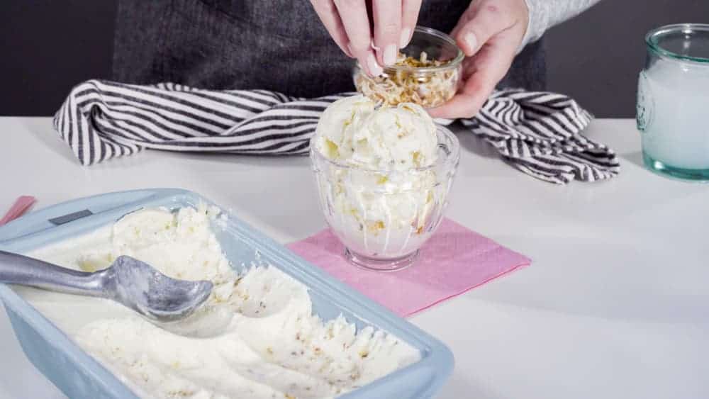 How to Use an Ice Cream Maker to Make Delicious Homemade Ice Cream with Ease