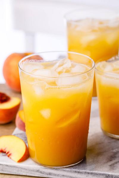 How to Prepare Fresh Peach Juice