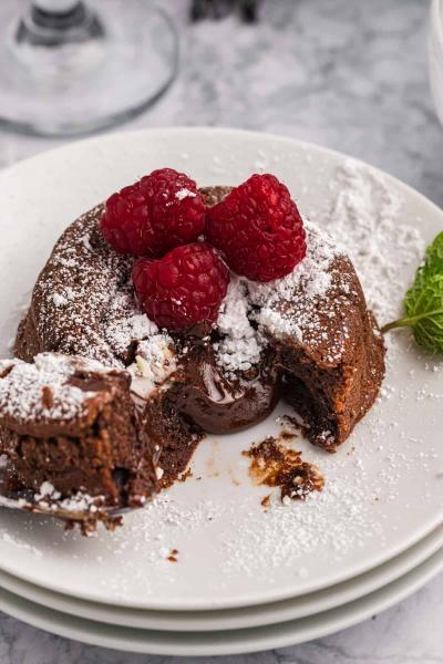 How to Make a Perfect Molten Lava Cake