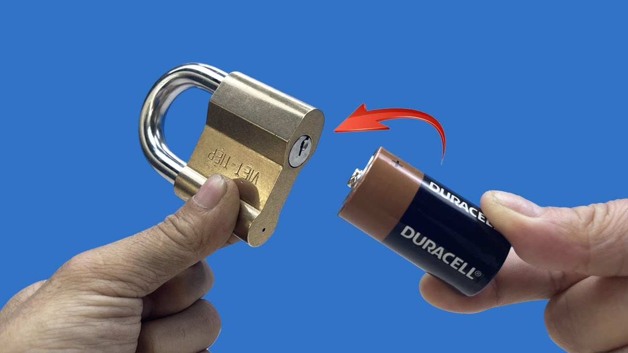 How to Open a Lock Without a Key Using Dailymotion Instructions
