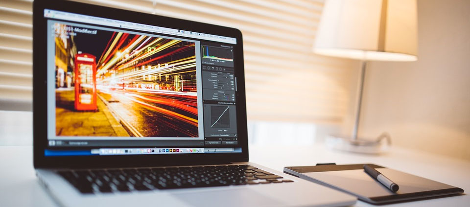 What is the difference between royalty free and rights managed stock 