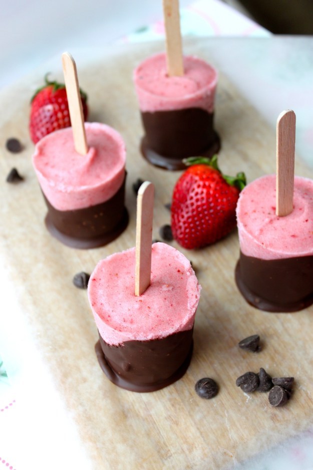 9 Cool Homemade Popsicles to Try and Enjoy Immediately