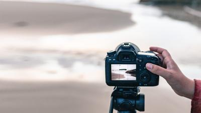Using Stock Photos Effectively to Tell More Engaging and Impactful Stories