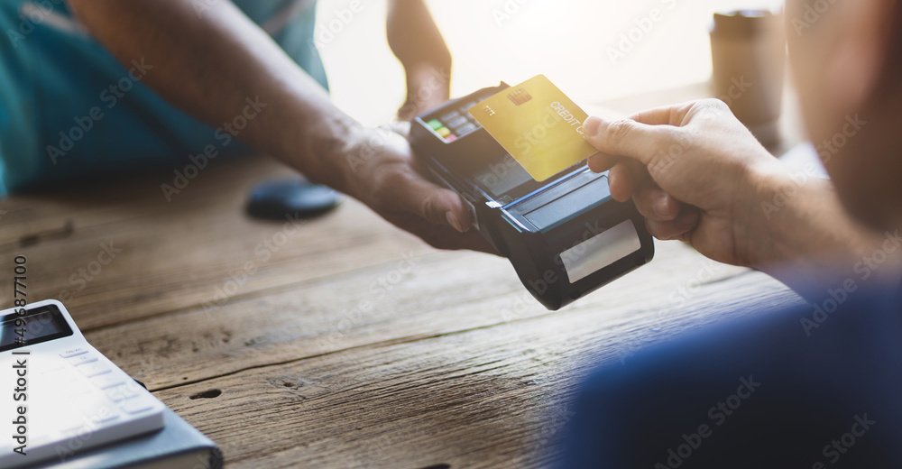 Credit card payment concept and card reader Stock Adobe Stock