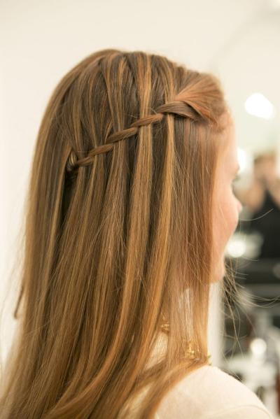 How to Do Waterfall Braid on Dailymotion: A Step-by-Step Hairstyling Tutorial