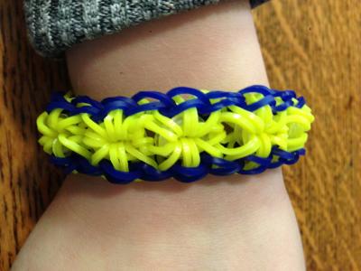 How to Make a Starburst Loom Bracelet: Easy Dailymotion Crafting Guide