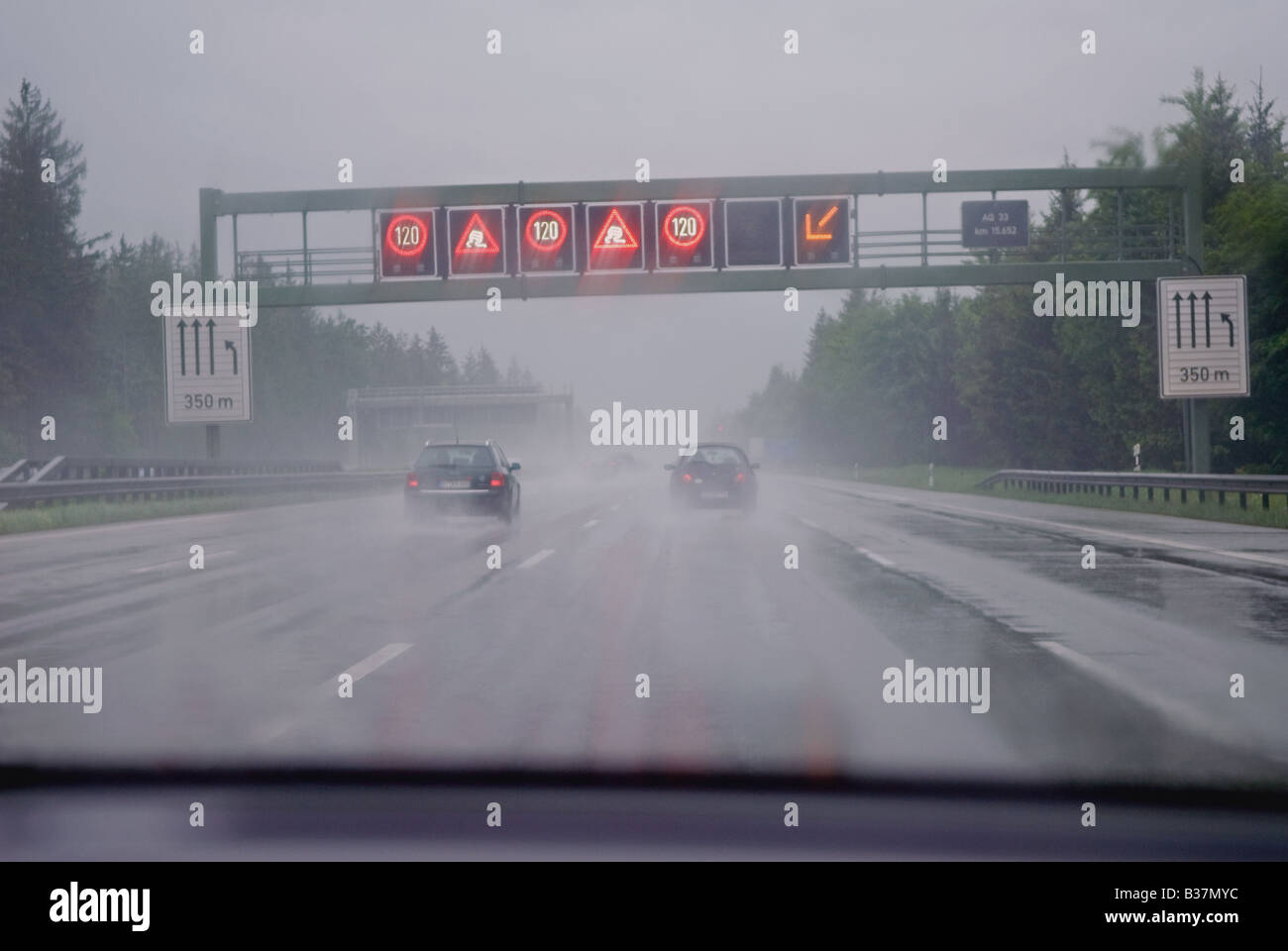 Poor visibility hires stock photography and images Alamy