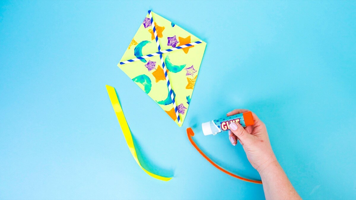 Kite Craft Super Simple
