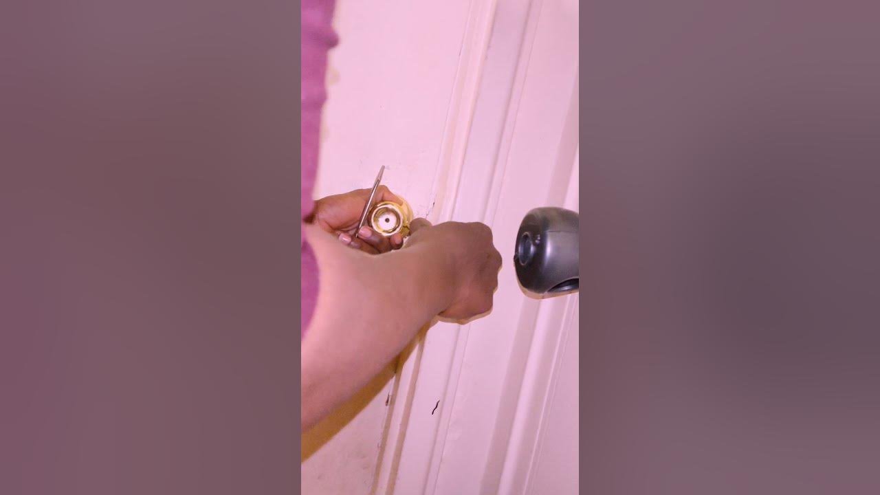How To Open A Lock Door Without Key YouTube