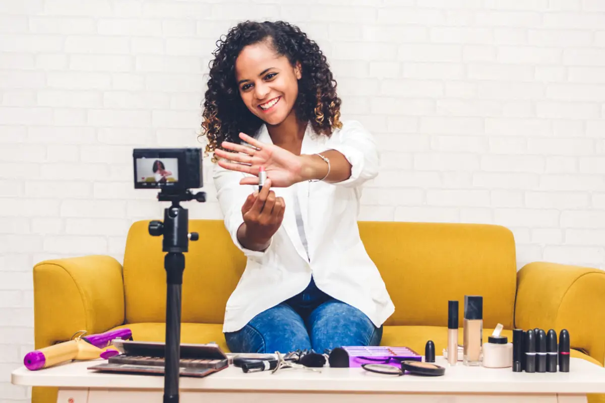 35 Amazing Youtuber Facts Factsnet