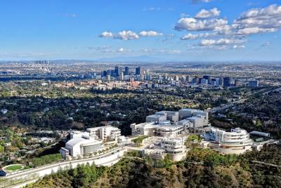 How Many Photos Does Getty Images Have: An Overview of Getty's Vast Image Library