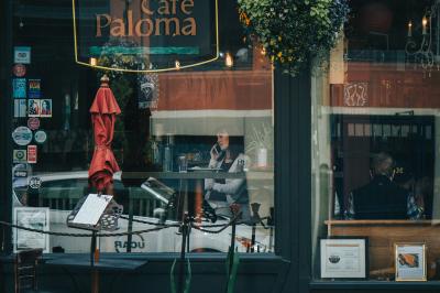 How to Easily Find the Right Editorial Photos for Your Projects on Imago Images
