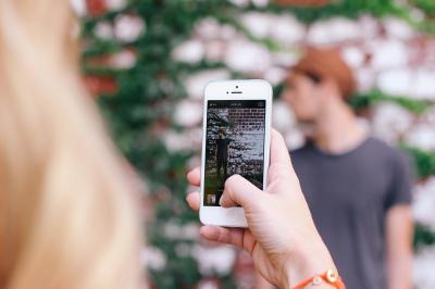 Does iStock Accept Smartphone Images? Submission Tips for Contributors