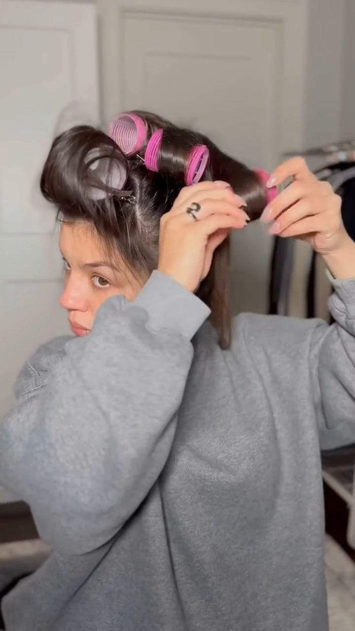 Effortless Hair Rollers Tutorial StepbyStep Guide for Stunning Curls