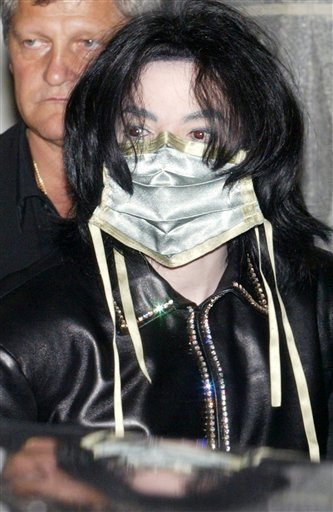 Photos from Michael Jackson death scene released ALcom