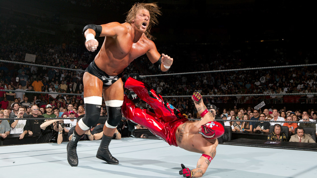 10 Greatest Performances In WWE Royal Rumble History