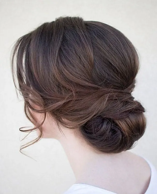 30 Flattering Bun Hairstyles for Short Hair Popular for 2024