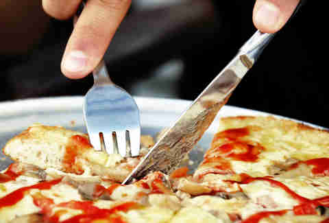 In Defense of Eating Pizza With a Fork Knife Thrillist