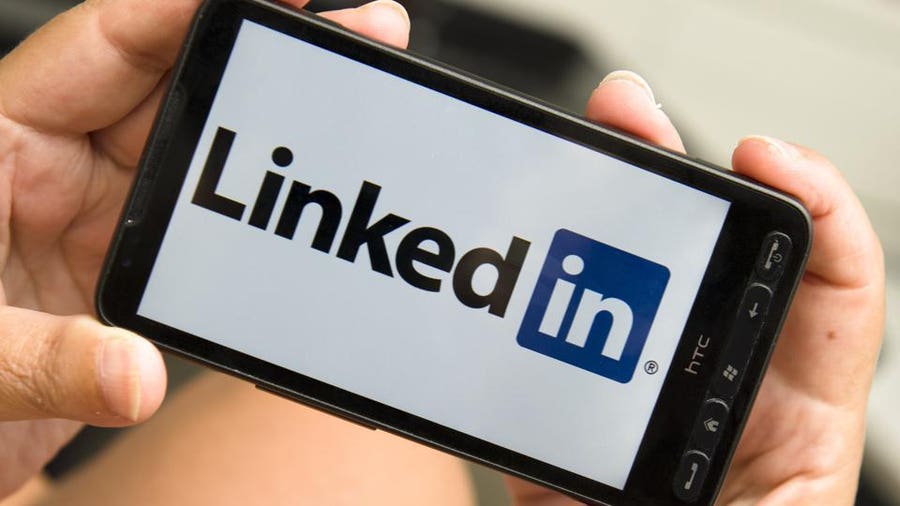 Cost To Post A Job On LinkedIn Forbes Advisor