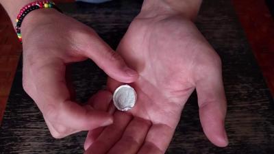 How to Do Magic Tricks with a Coin on Dailymotion: A Step-by-Step Guide for Beginners