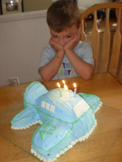 Learn to Make a Plane Cake: Watch Step-by-Step on Dailymotion