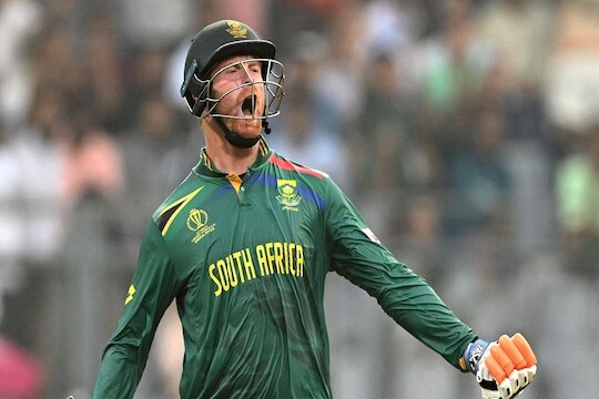 How Powerful is South Africa in Urdu